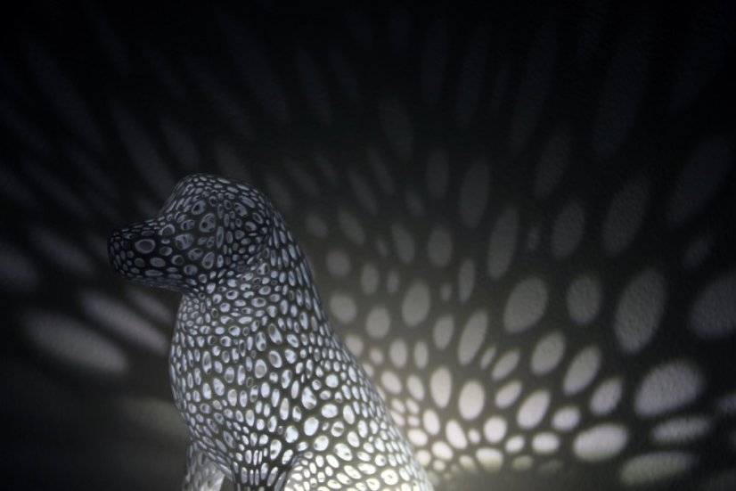 Voronoi Pes 2 – LED lampa - Bílá, 25cm