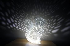 Voronoi Veverka – LED lampa - Bílá, 25cm